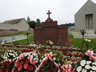 W centrum Michniowa weszlimy do Muzeum Martyrologii Wsi Polskich.