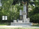 Skarysko-Kamienna. Pomnik ku czci 35 000 pomordowanych w obozie zakadowym „Hasag”.