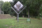 Witnica. Potem przeszlimy przez "Park Drogowskazw i Supw Milowych Cywilizacji".