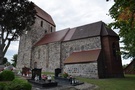 Mętno. Podeszliśmy do późnoromańskiego kościoła pw. Zwiastowania NMP z granitowych ciosów z II połowy XIII w.