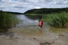 Przy następnym jeziorze Zielin trafiliśmy na punkt odpoczynkowy, zrobiliśmy krótką przerwę, niestety bez kąpieli.